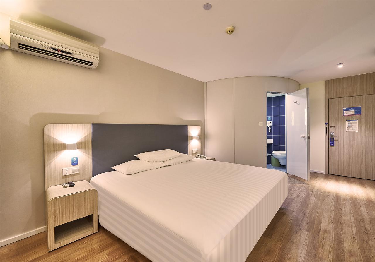 Hanting Hotel Shanghai Chunsha Jinhui Plaza Exterior foto
